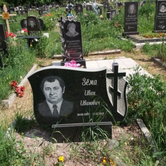 Памятники одинарные